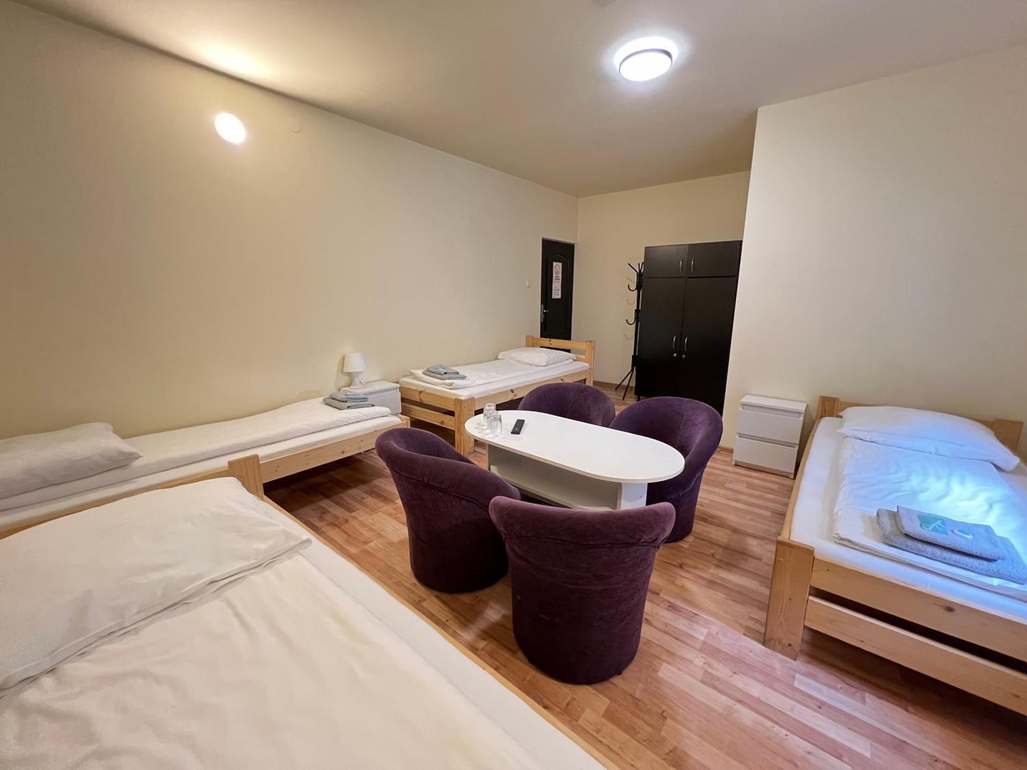 Etna - Hostel -Noclegi Rzeszow Bagian luar foto