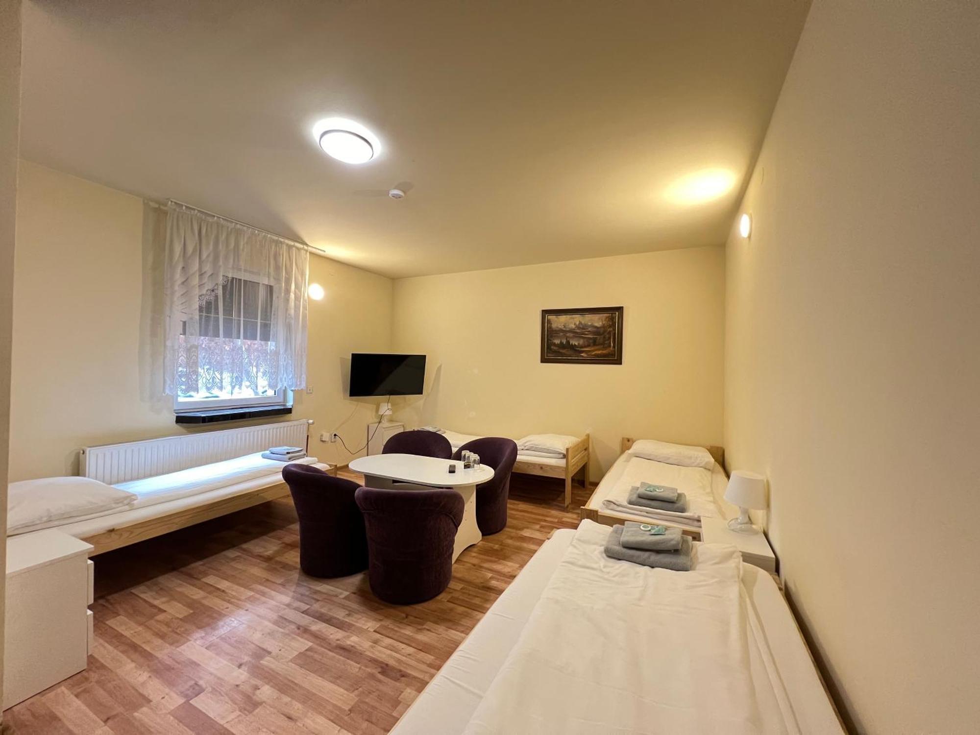 Etna - Hostel -Noclegi Rzeszow Bagian luar foto
