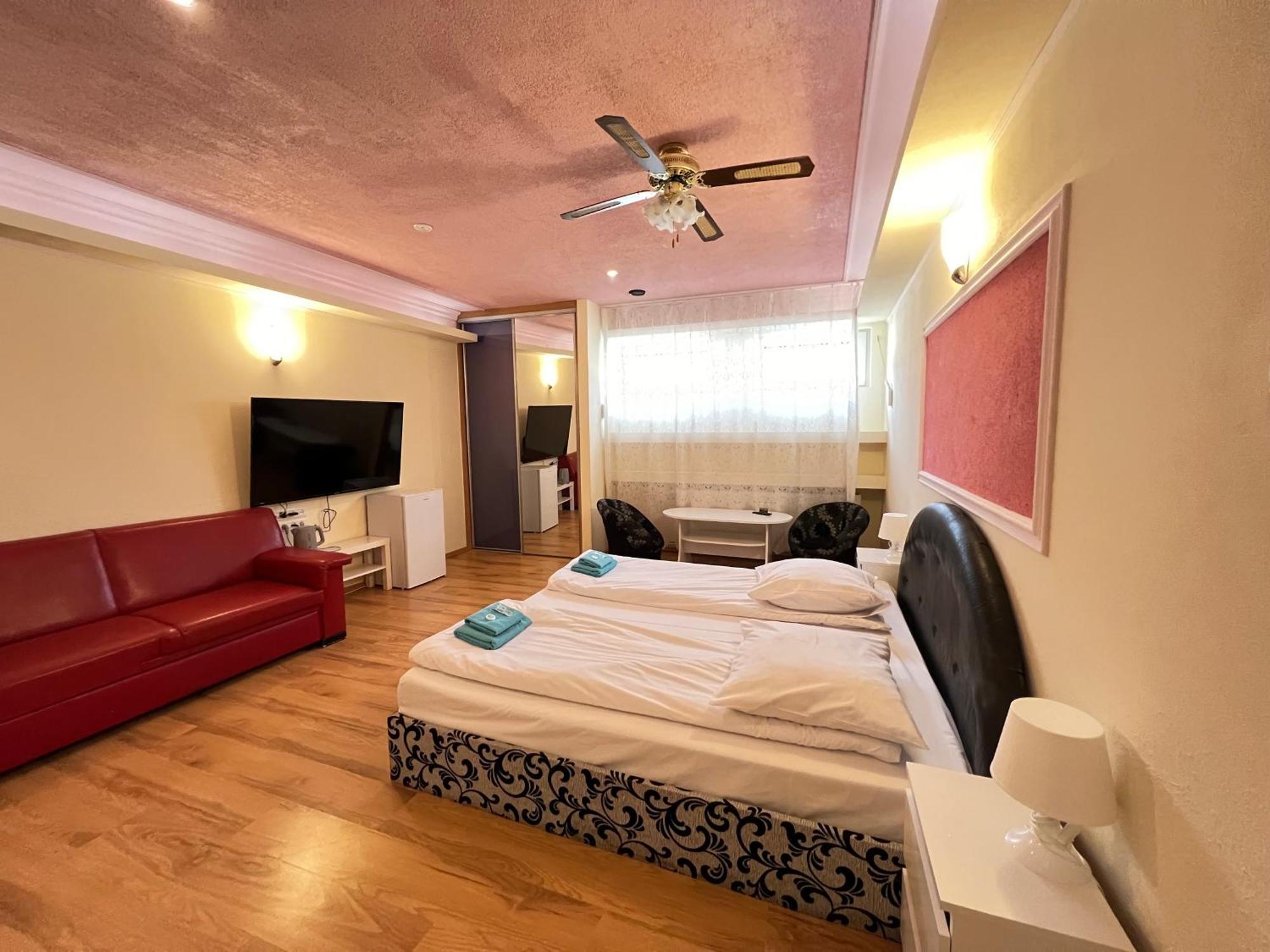 Etna - Hostel -Noclegi Rzeszow Bagian luar foto