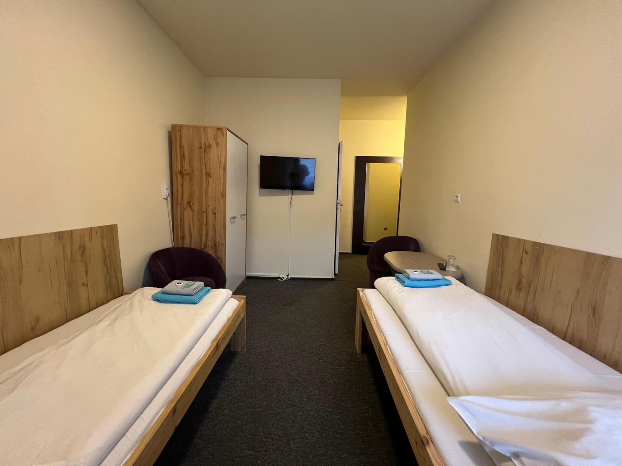 Etna - Hostel -Noclegi Rzeszow Bagian luar foto