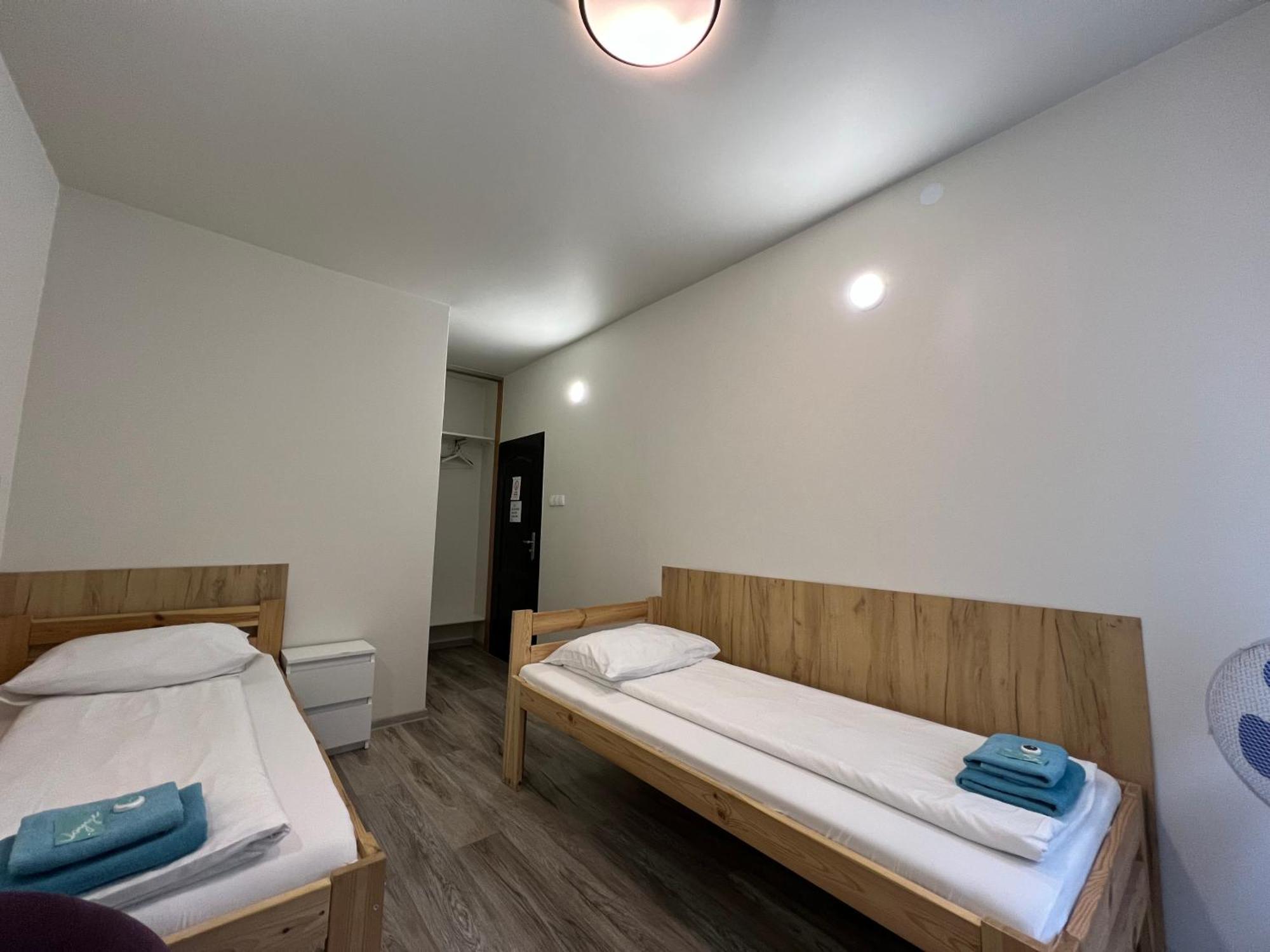Etna - Hostel -Noclegi Rzeszow Bagian luar foto