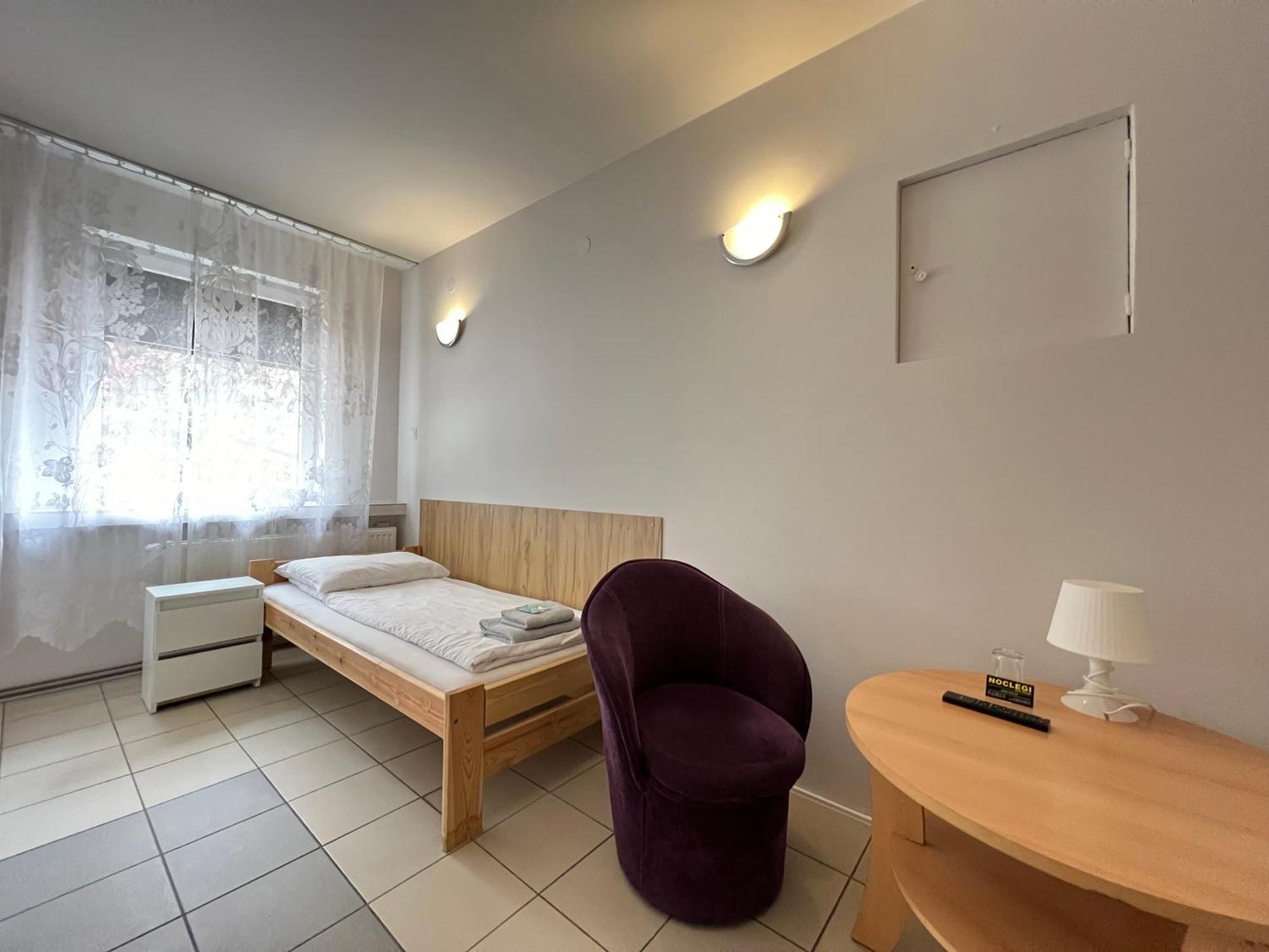 Etna - Hostel -Noclegi Rzeszow Bagian luar foto